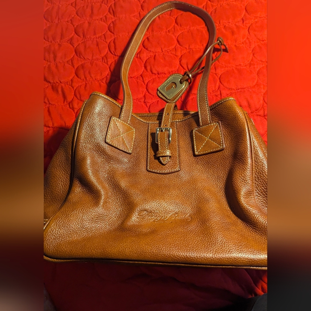 Dooney & Bourke Buckle tab medium tote